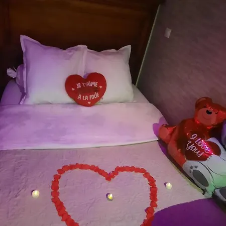 Bed & Breakfast Meublee Independante, Jacuzzi Dans La A 60110 Pres De Paris