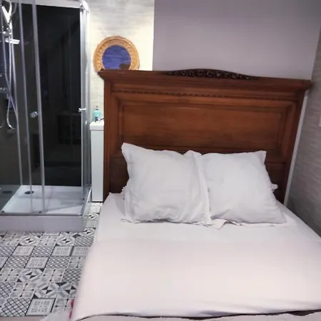Meublee Independante, Jacuzzi Dans La A 60110 Pres De Paris Amblainville