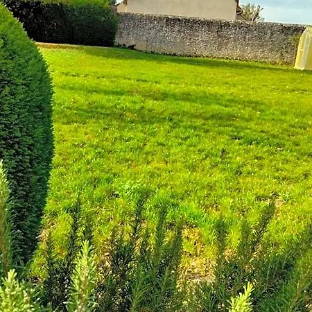Bed & Breakfast Meublee Independante, Jacuzzi Dans La A 60110 Pres De Paris